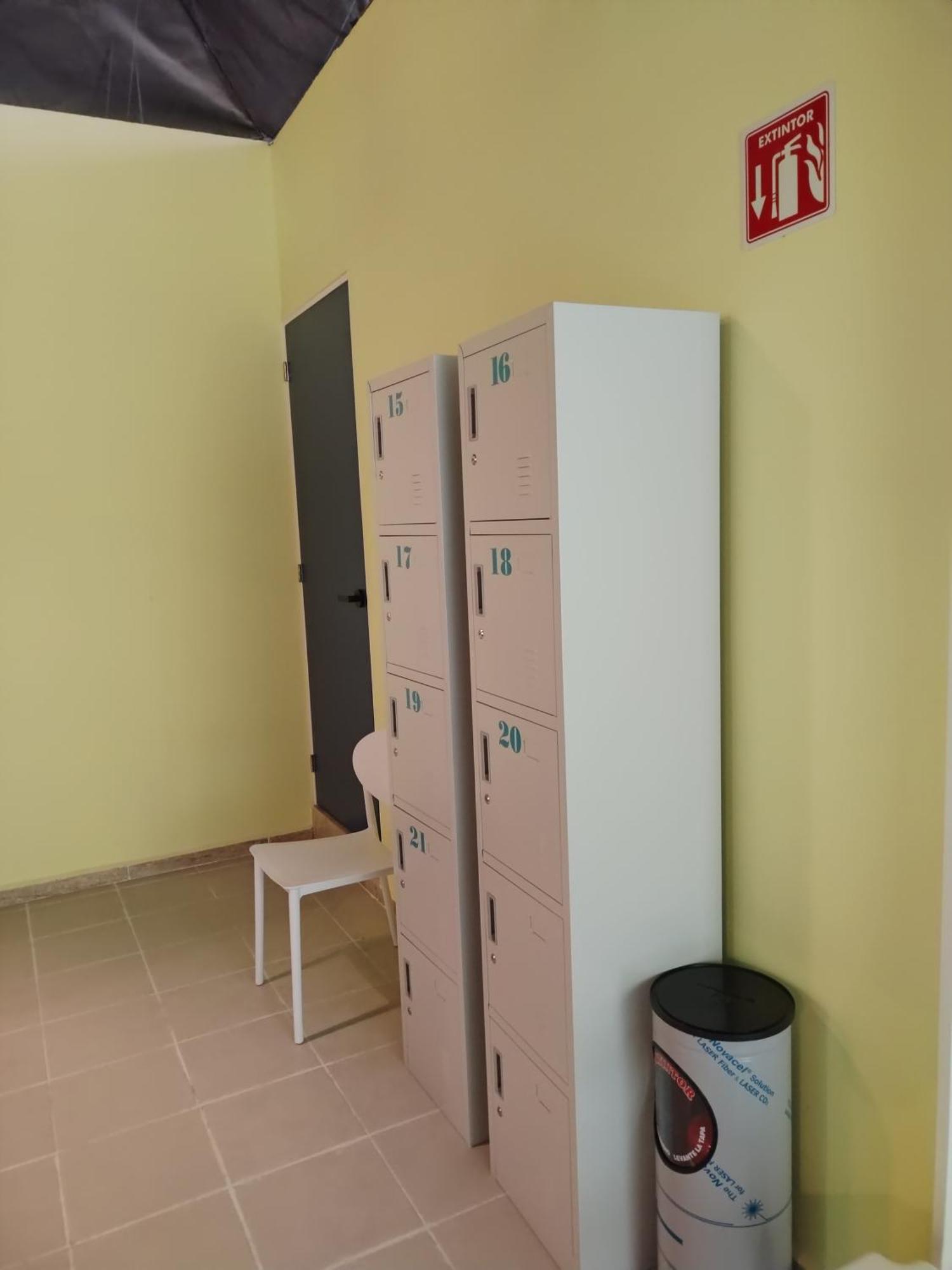 Hostel Tropico 20 Pdc Playa del Carmen Extérieur photo